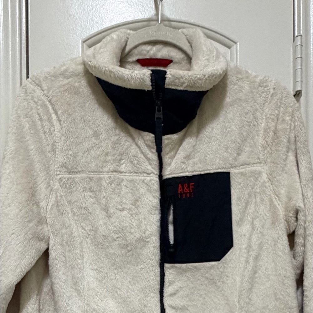 Abercrombie & Fitch Cream and navy Fleece Jacket